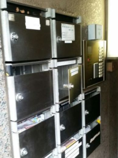 佃権月島ビル メールボックス　写真