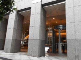 アーバンネット大手町ビル エントランス　写真