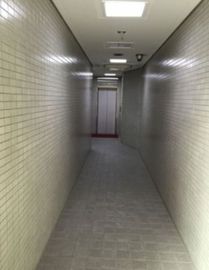 アーバンネット岩本町ビル エントランスホール　写真