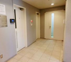 日本サンライズビル エントランス