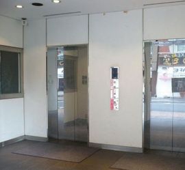 Cheers Ginza エレベーター