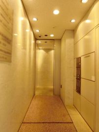 立石本町ビル エントランスホール　写真
