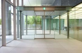 D-LIFEPLACE南青山(旧：南青山ブライトスクエア) エントランス　写真