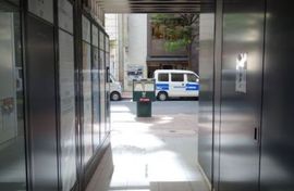 銀座藤小西ビル エントランスホール　写真