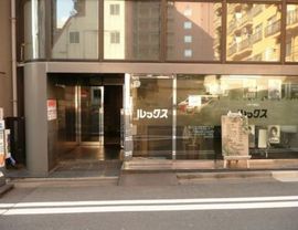 ウィンド新川ビル エントランス　写真