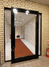 林三番町ビル 出入口　写真