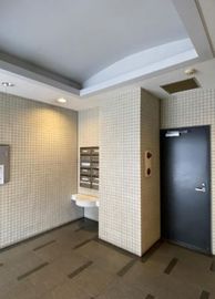 ハーブ神田ビル エントランスホール　写真