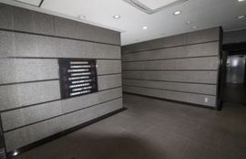 泰和ビル エントランスホール　写真