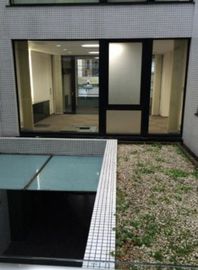 トリオ赤坂ビル 敷地内　写真