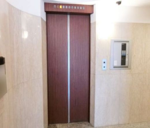 八丁堀鈴らん通りビル エレベーターホール　写真
