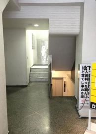 第3田中ビル エントランスホール　写真