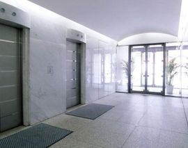 KDX麹町ビル エントランスホール　写真