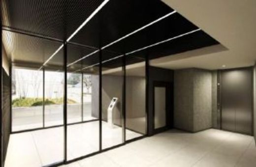 市ヶ谷科学技術イノベーションセンタービル エントランス