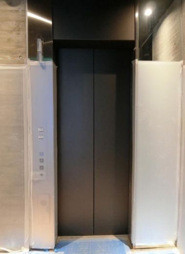 八千代ビル(渋谷) エレベーター　写真