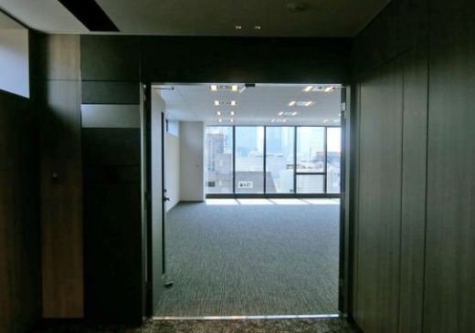BIZCORE神田須田町 貸室出入り口