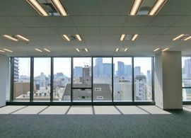 BIZCORE神田須田町 窓