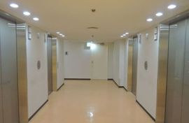 森永プラザビル本館 エレベーターホール　写真