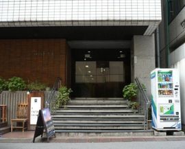 トツネビル エントランス