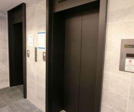 八重洲桜川ビル エレベーターホール　写真