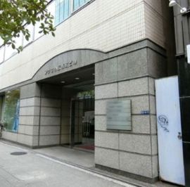 アクサ小伝馬町ビル エントランス