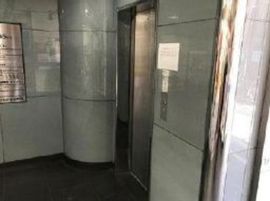 小川町B5ビル エレベーター