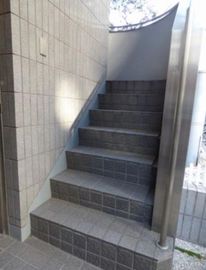 MSビル(飯田橋) 階段