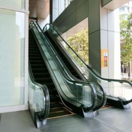 大崎ブライトコア エスカレーター