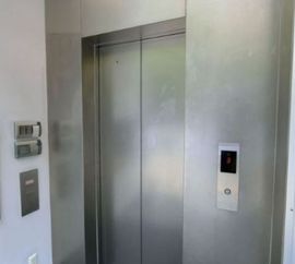 タニグチビル エレベーター