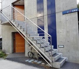 木島ANNEX 階段