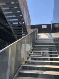 ACN中目黒Place 階段