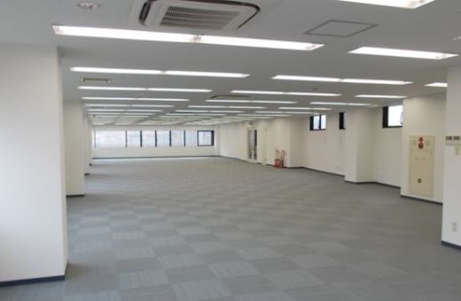 相模屋本社ビル オフィス内