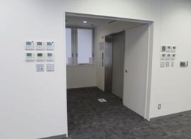 堀留THビル 出入り口