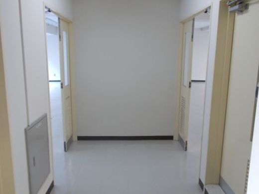 越後屋ビル 廊下