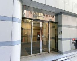 共同ビル(新岩本町) 出入り口