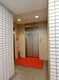紅花ビル エレベーター