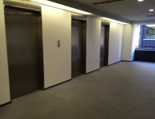 文藝春秋新館 エレベーター