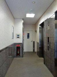 翔和多町ビル 廊下