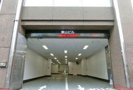 東山ビル 駐車場
