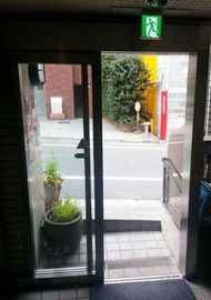 中川ビル(市ヶ谷) エントランス