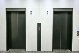 野村不動産西新宿共同ビル エレベーター