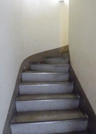 TS日比谷ビル 階段