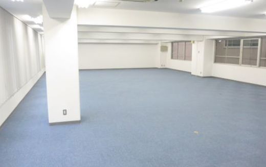 新川ダイユウビル 室内