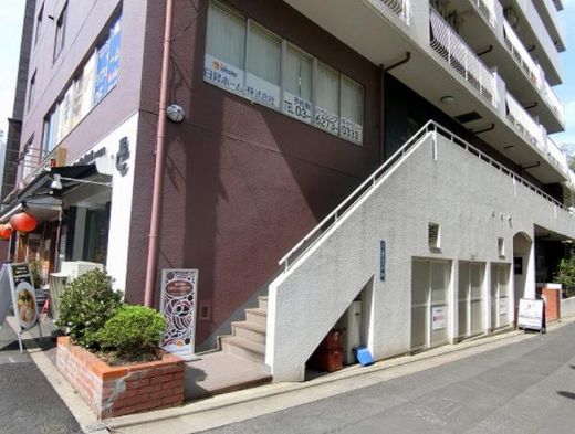 ドルミ御苑 エントランス