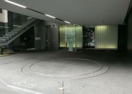 芝三田森ビル 駐車場