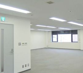 YPCビル 室内