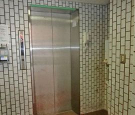 宮益坂センスビル エレベーター