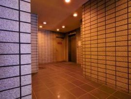 NST小網町ビル エントランスホール　写真