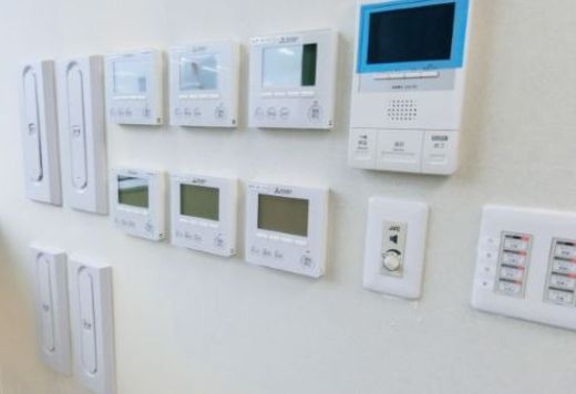 サクセス銀座7ビル 設備　スイッチ