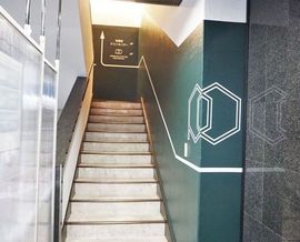プレミアムオフィス秋葉原 階段