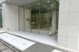 NEWS築地 エントランス